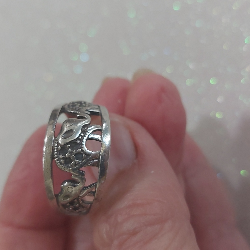 VTG 925 Sterling Silver Elephant Parade Band Ring | Lucky Trunk Up Cutout Size 9